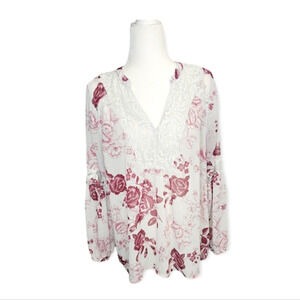 Torrid Chiffon Floral Print Blouse Torrid Chiffon Floral‎ Print Blouse size 1